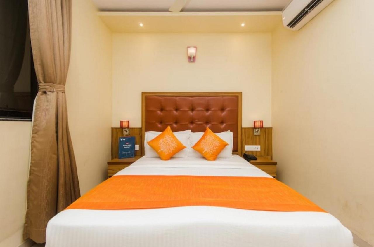 Aster Hotel Near Mumbai Airport Buitenkant foto